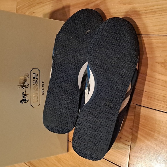 Coach Luckie Sneakers Size 8 - Picture 7 of 8